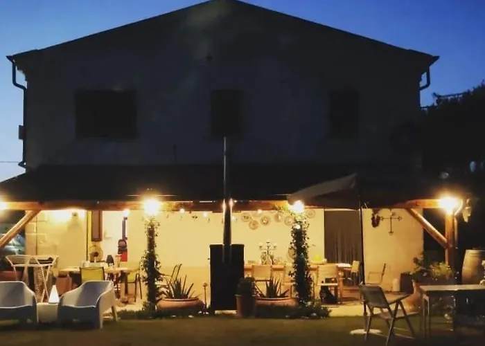 Rustico Del Bozzo * Castelleone di Suasa