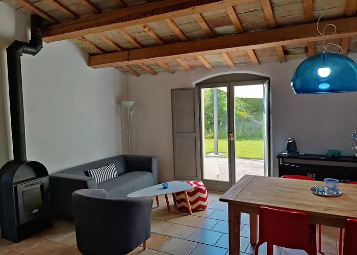 Rustico Del Bozzo * Castelleone di Suasa